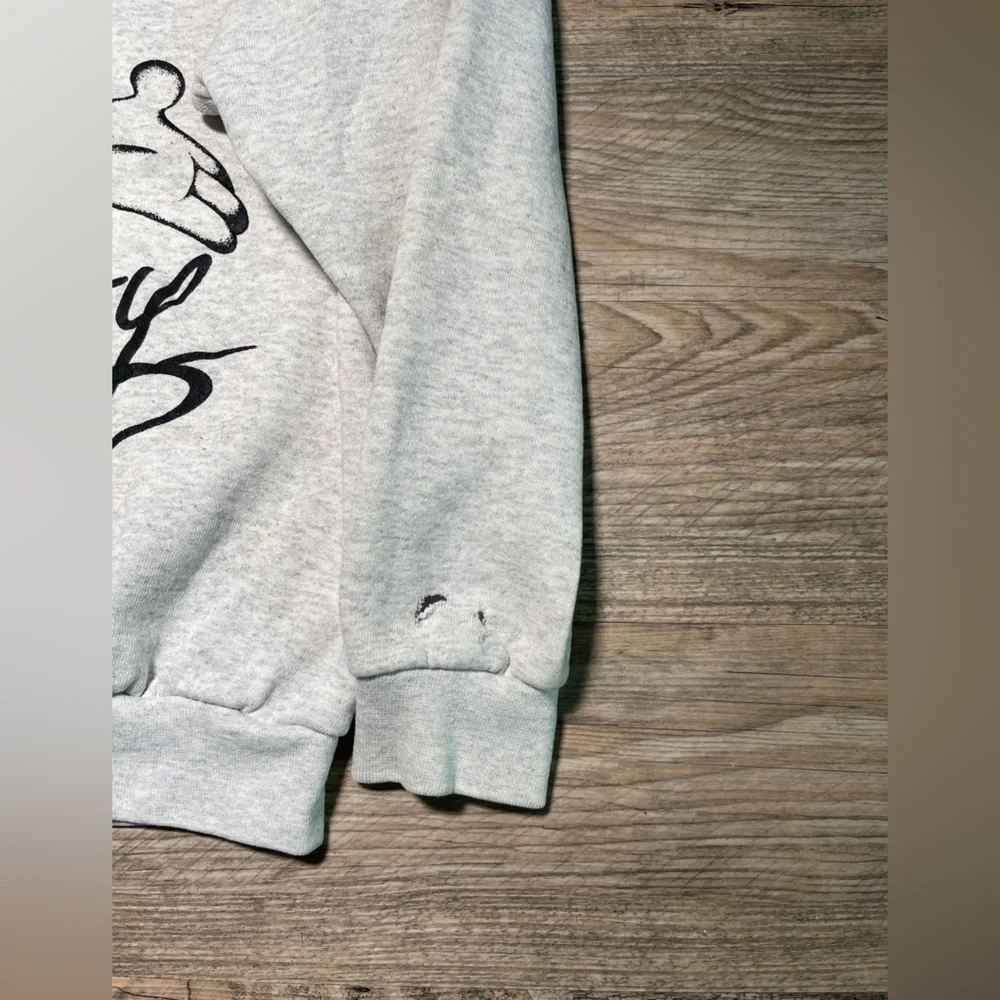 Vintage Mickey Mouse Disney Design Large Gray Sweatshirt Sweater USA Made - Picture 6 of 8